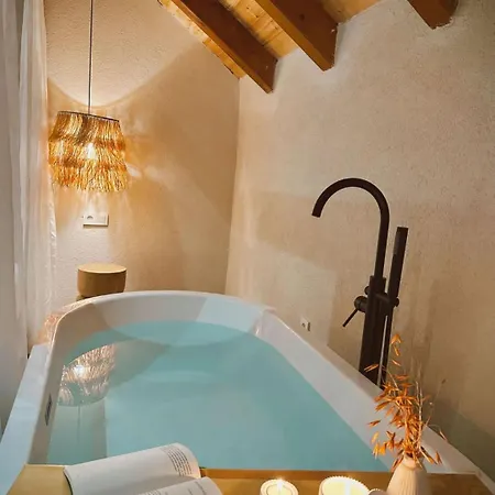 Bohemi Villa&bungalov Дом отдыха *